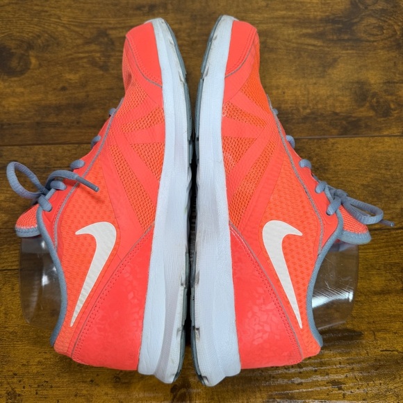 Nike Core Motion TR 2 Orange Running Shoes Sneakers Women’s Size 8 Lightweight‎ - Picture 5 of 12
